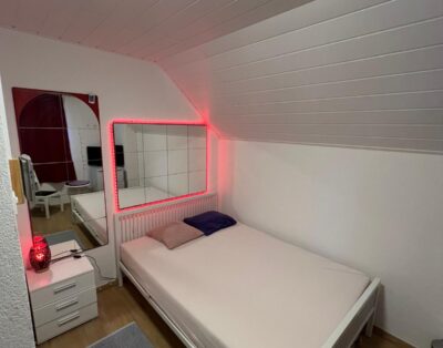 Se alquila espacio erótico para prostitución