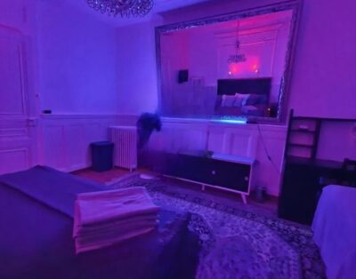 Gemütliches Prostitutionszimmer zu vermieten in La Chaux-de-Fonds, Neuchâtel