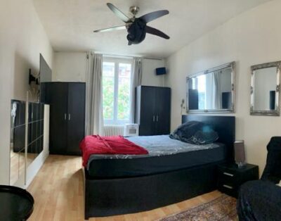 Studio 1 - Studio chambre prostitution à louer à Lausanne centre