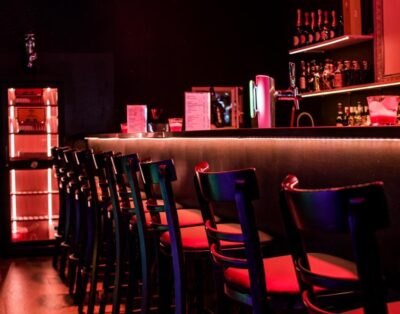 Erotyczny pokój do wynajęcia w Lux Club - Martigny