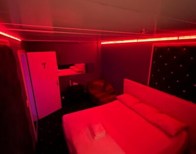 Zimmer 7 - Schönes erotisches Zimmer für Escort Job in der Schweiz