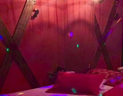 Acompanhante erótico BDSM quarto para alugar por hora perto de Berna Swizerland - Empregos de sexo