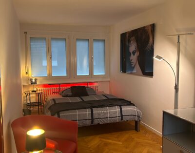 Sicheres und diskretes Escort-Zimmer für Sexarbeiterinnen und erotische Masseurinnen auf der Suche nach einem diskreten Arbeitsort im legalen Prostitutionsgewerbe in der Schweiz