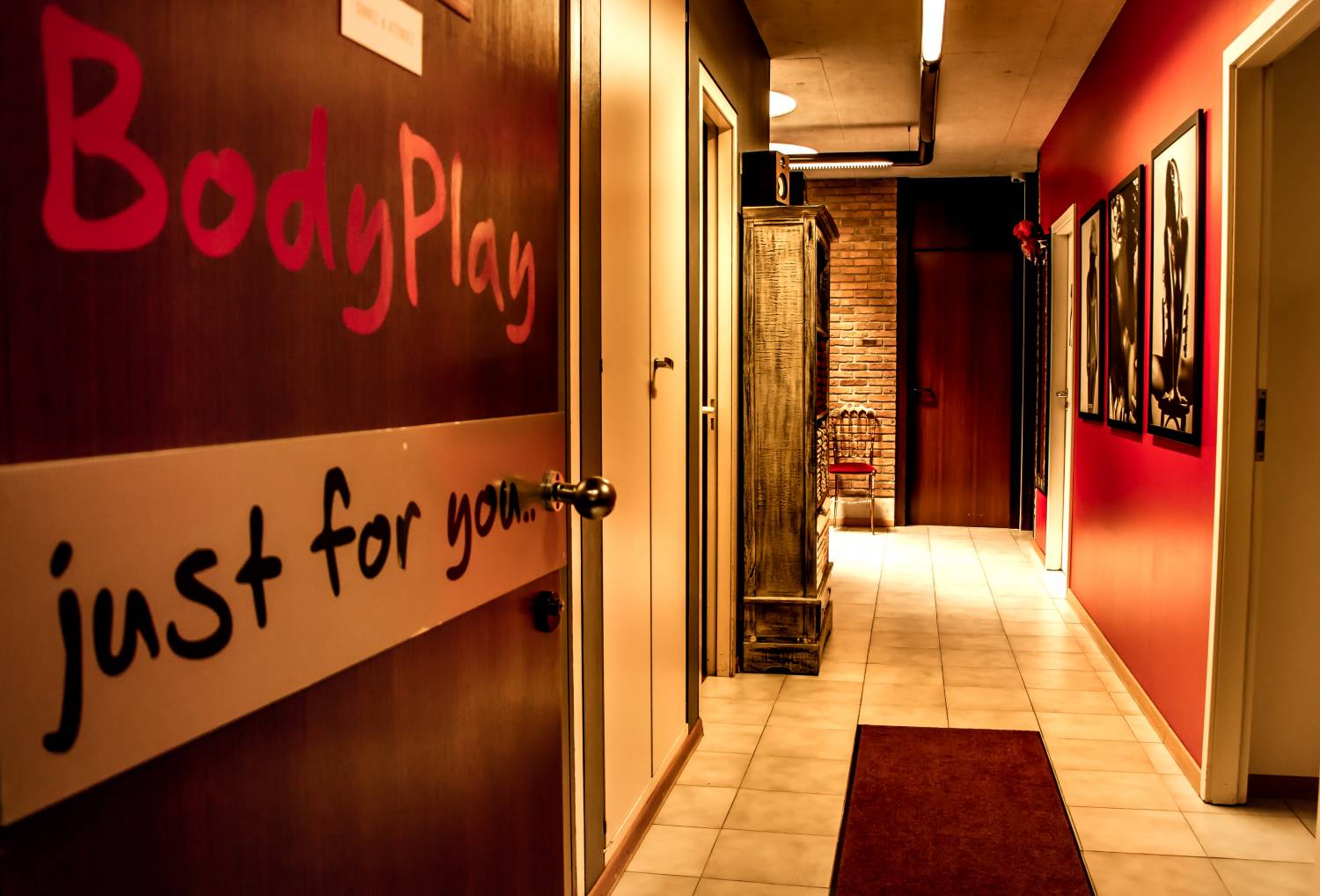 Percentage Escort Job in BodyPlay Lausanne, Vaud, Switzerland